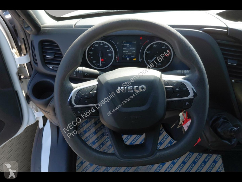 عربة نفعية Iveco CCb 35C16H3.0 empt 3750 BENNE...