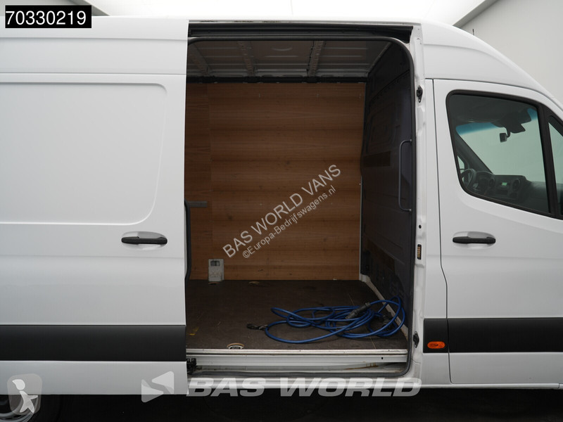 Véhicule utilitaire Mercedes L2H2 100%...