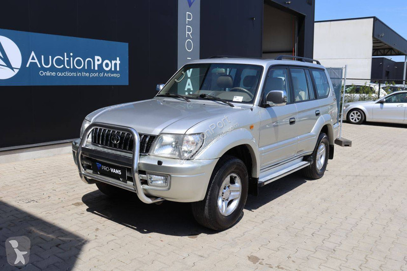 Furgoneta Toyota Prado