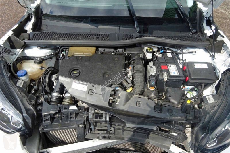 Véhicule utilitaire Peugeot 1,5 HDI 110