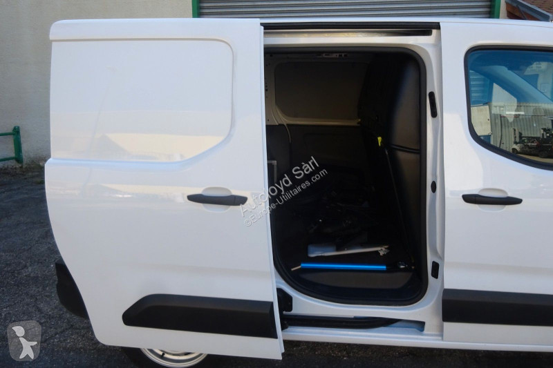 Véhicule utilitaire Peugeot PARTNER 1,5 HDI 100