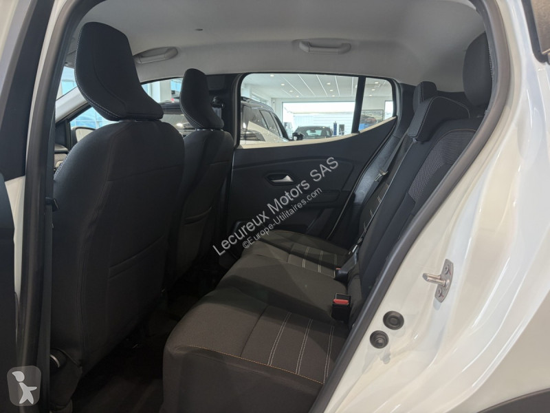 عربة نفعية Dacia (3) Stepway Confort TCe 90