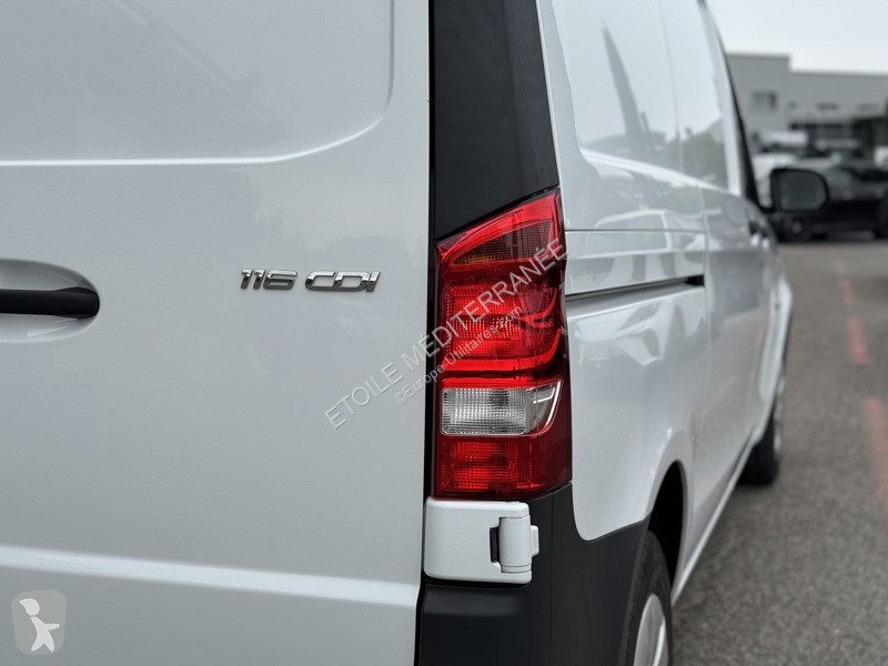 Véhicule utilitaire Mercedes Vito  Fourgon...