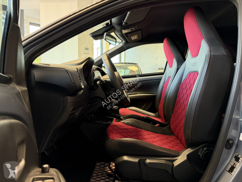 عربة نفعية Toyota AYGO X 1.0 VVT-I 72CH...