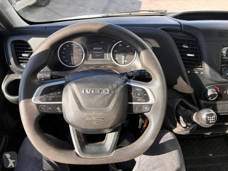 Furgoneta Iveco  35C16 3.0 CAJA BASCULANTE