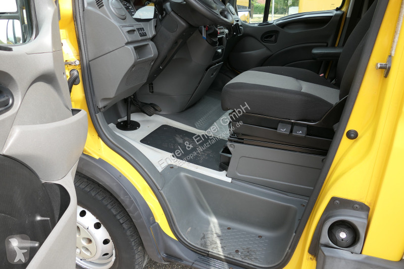 Véhicule utilitaire Iveco Daily 35 S11 C30C...