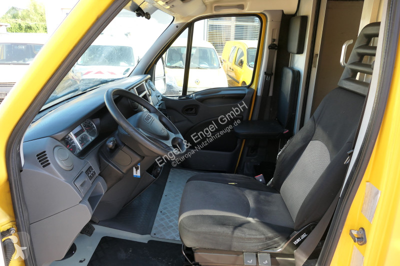 Nyttofordon Iveco Daily 35 S11 C30C AUTOMATIK...