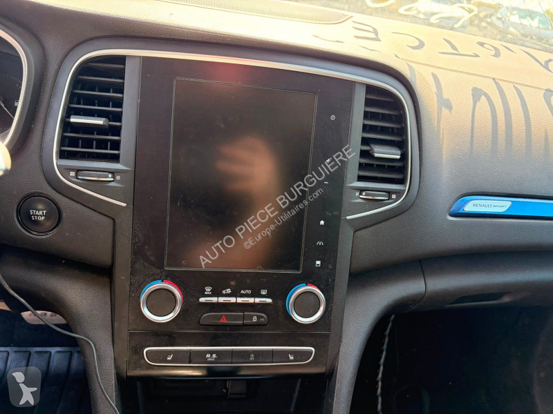 Véhicule utilitaire Renault Mégane IV 1.6...
