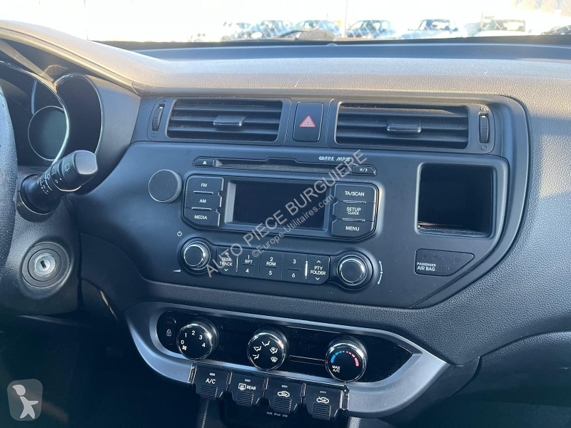 Samochód dostawczy KIA Rio 1.4 CRDi 90 Premium...