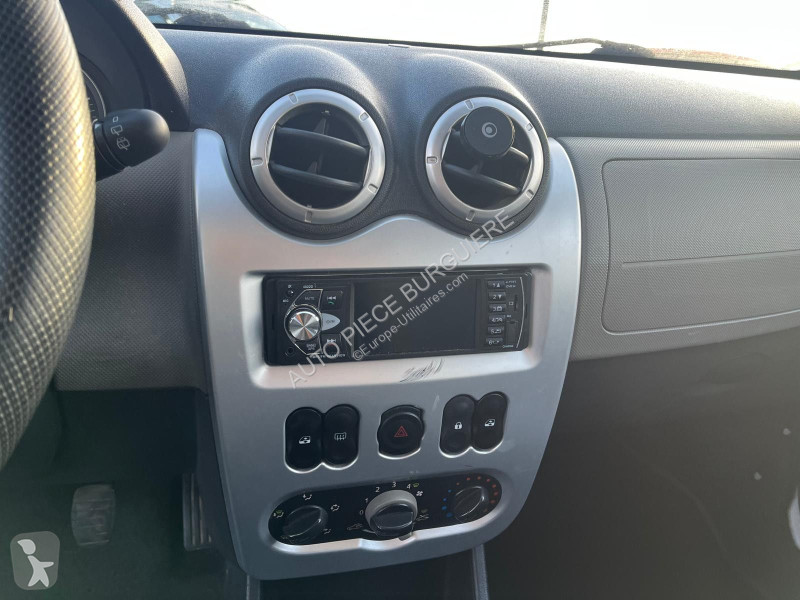 عربة نفعية Dacia 1.5 DCi 75 / BZ529