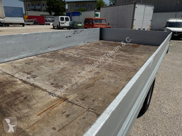 Veicolo commerciale Iveco DAILY