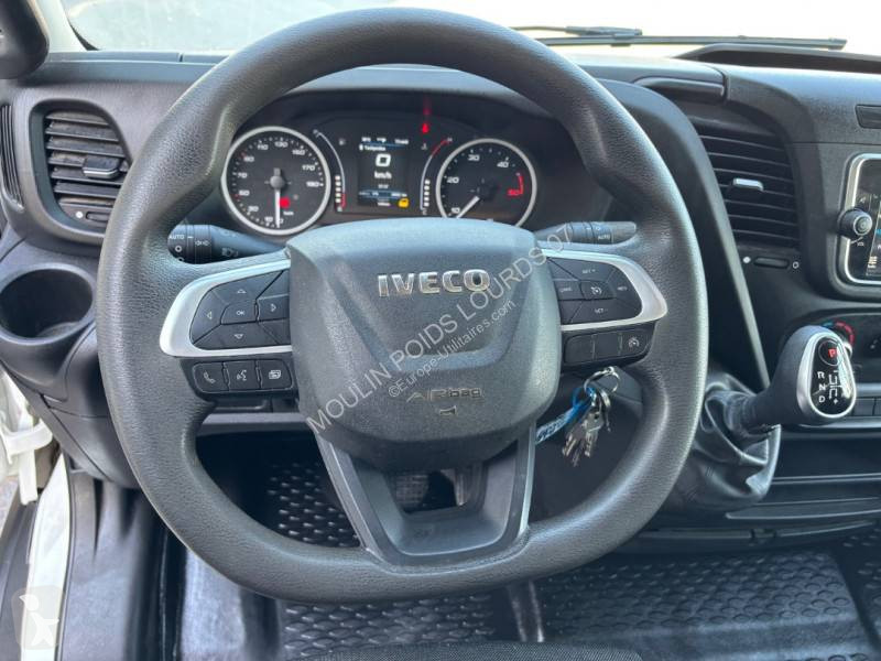 Samochód dostawczy Iveco