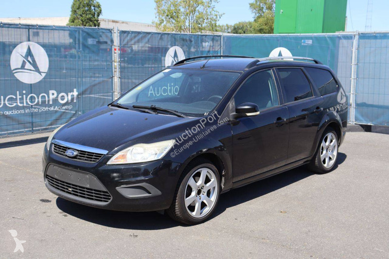 عربة نفعية Ford