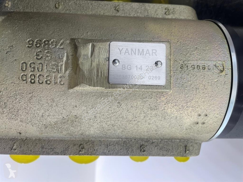 Коммерческий автомобиль Yanmar TC125 - Swing...