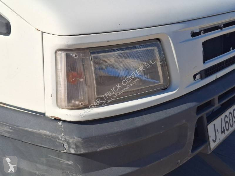 عربة نفعية Iveco