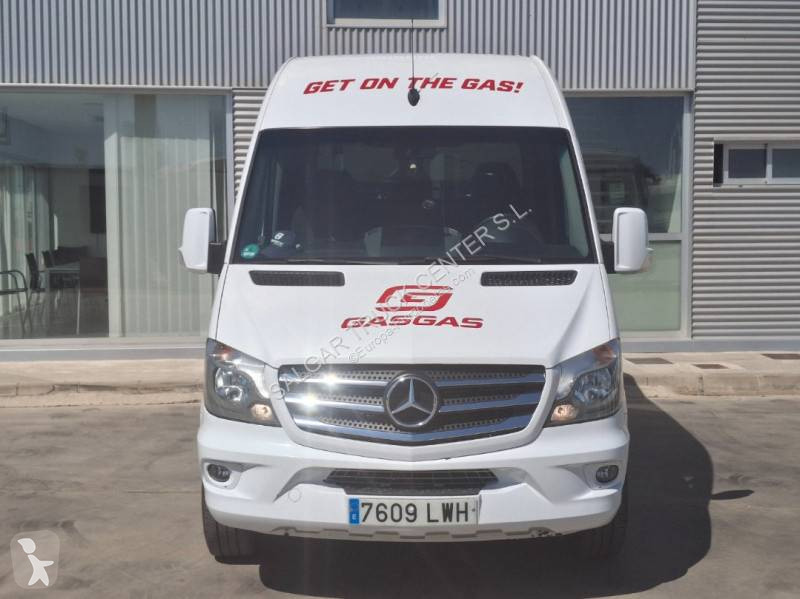 Furgoneta Mercedes
