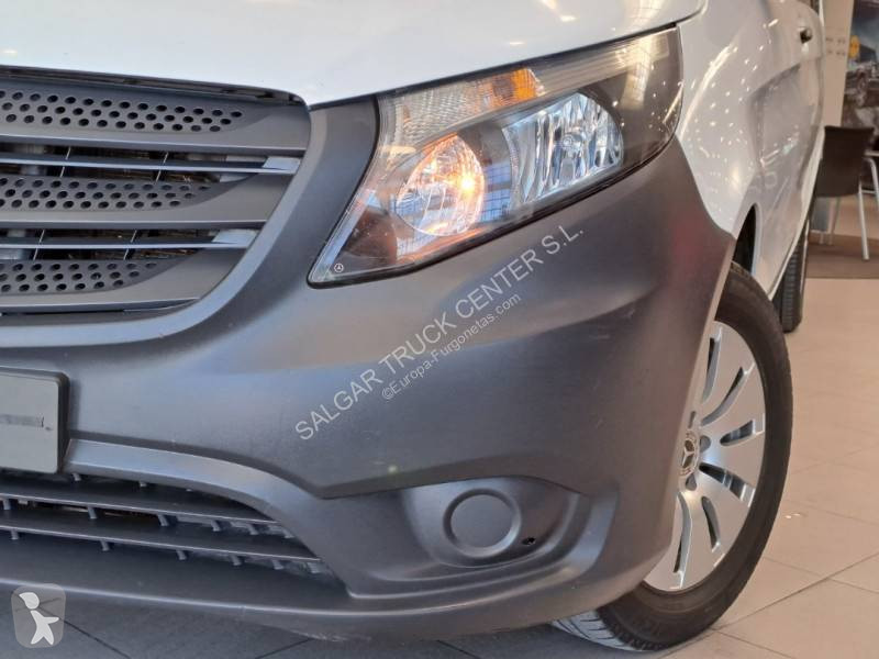 عربة نفعية Mercedes