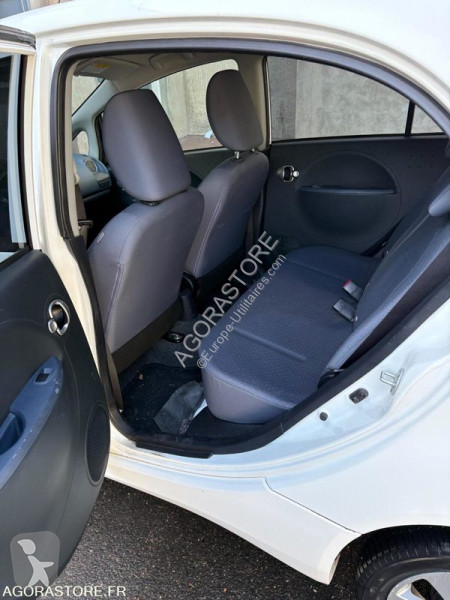 عربة نفعية Peugeot ION