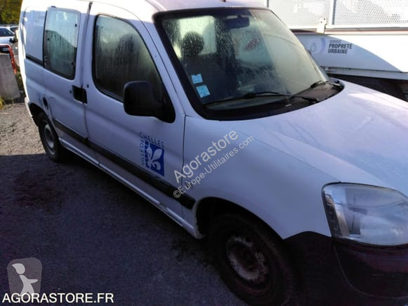 Véhicule utilitaire