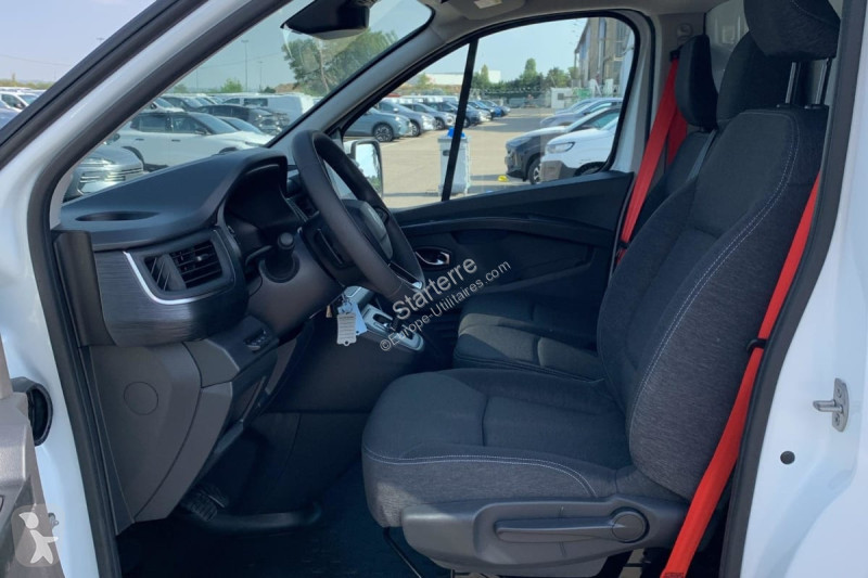 Véhicule utilitaire Renault  TRAFIC FOURGON