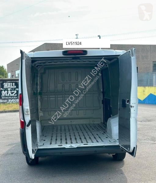 Veicolo commerciale Fiat ducato tetto basso...