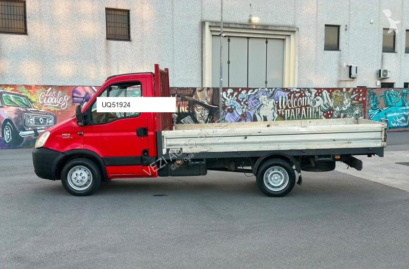 Veicolo commerciale Iveco Dailly cassone fisso
