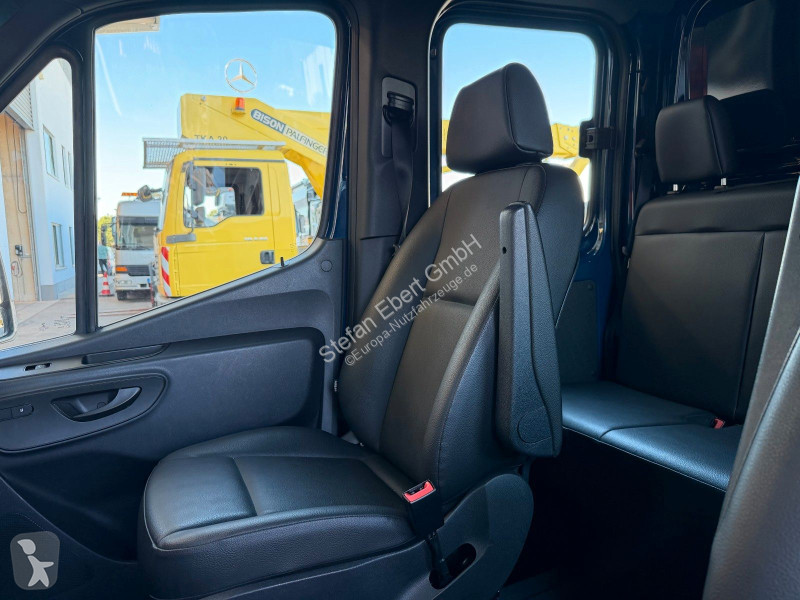 عربة نفعية Mercedes 215 CDI DoKa Klima AHK