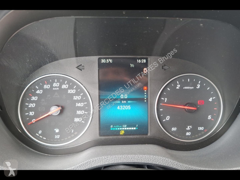 Véhicule utilitaire Mercedes Fg 315 CDI 37 3T5...