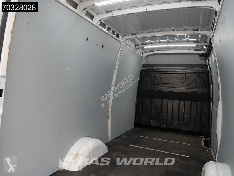 Iveco 35S18 3.0L Automaat L2H2 3.5t trekhaak...