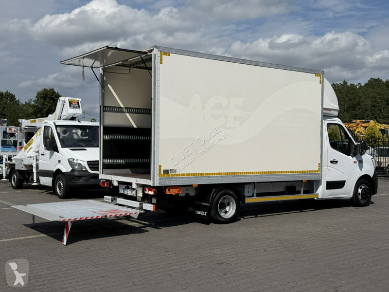 Renault  van