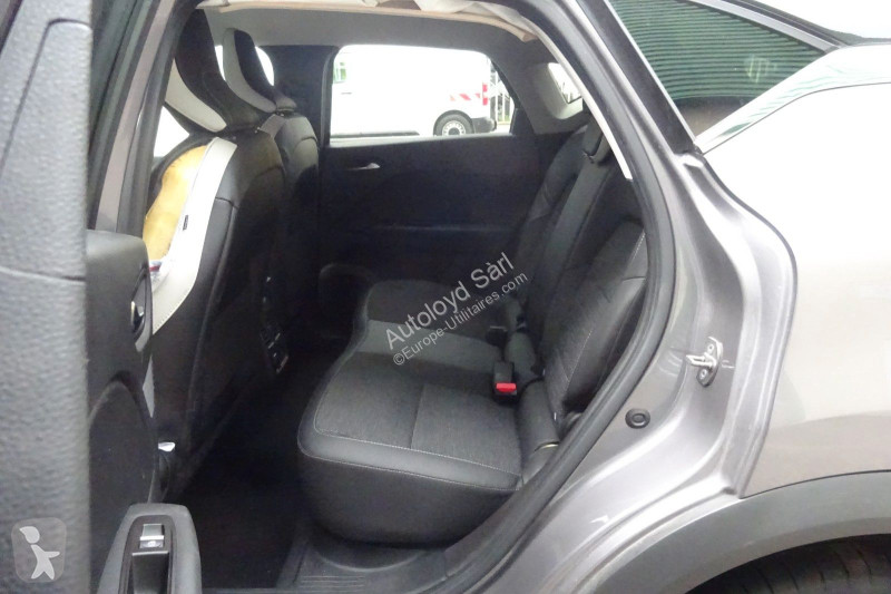 Véhicule utilitaire Mitsubishi 1,6 HYBRID 143 BVA