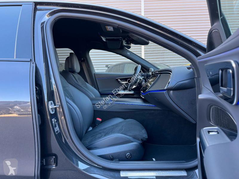 Mercedes E...