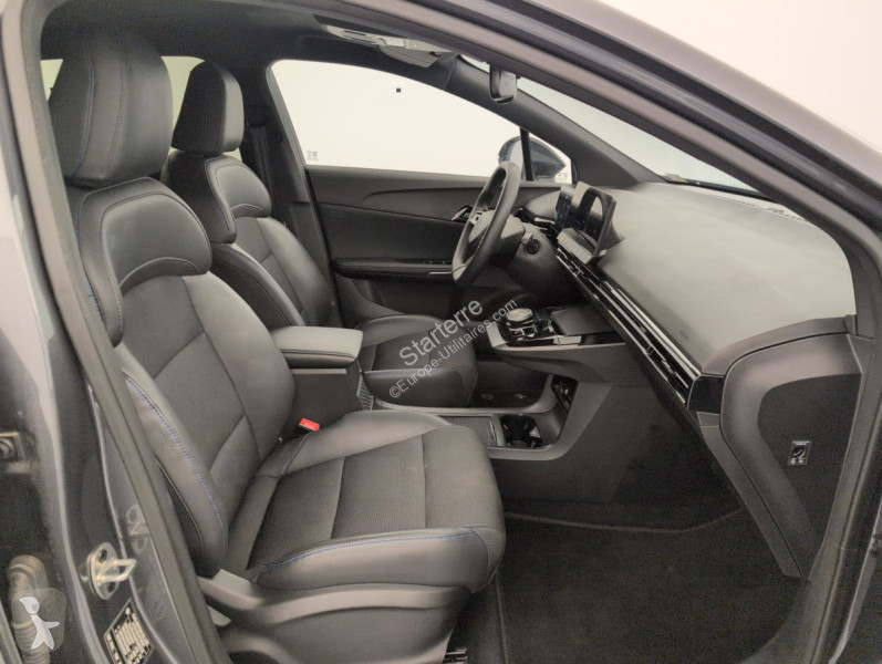 Véhicule utilitaire MG