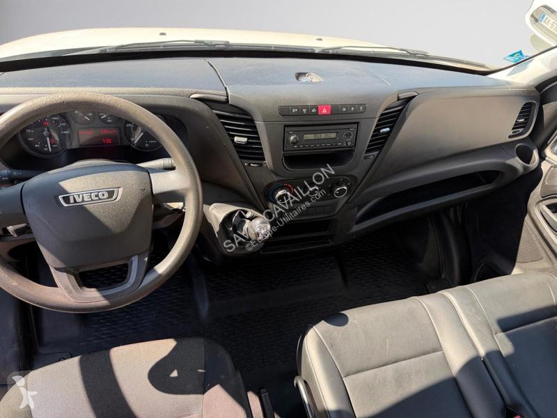 Véhicule utilitaire Iveco Châssis (2014->)...