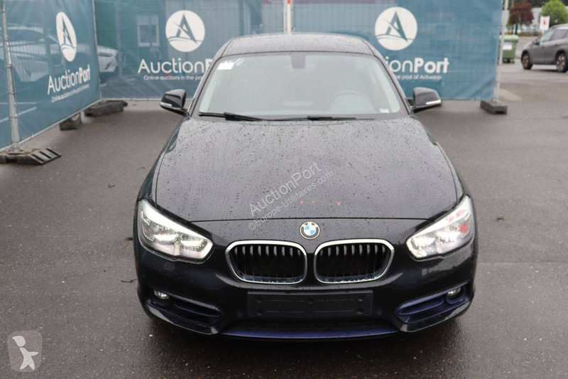 Véhicule utilitaire BMW Sportshatch 116d 1 Serie