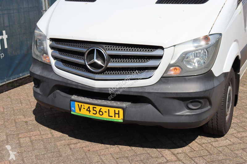 Véhicule utilitaire Mercedes