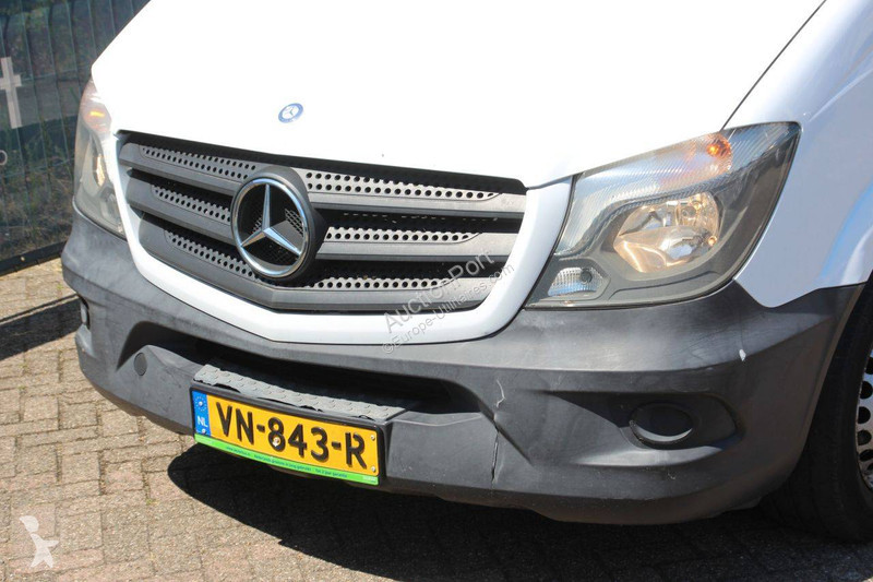 Véhicule utilitaire Mercedes