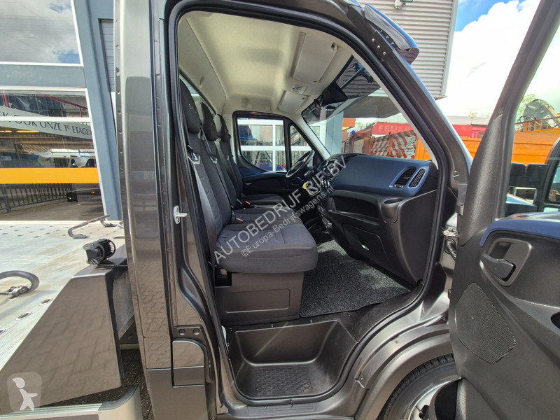 Furgoneta Iveco 35C18 N1/ Oprijwagen/ 2.3T...