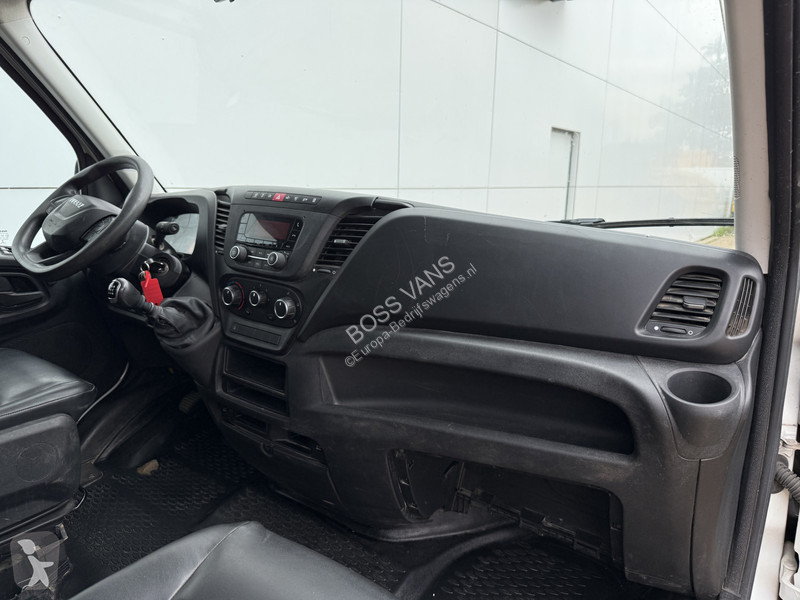 Véhicule utilitaire Iveco 35C16 3.0 Dubbele...