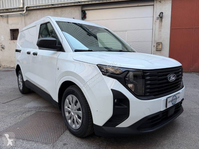 Комерційні автомобілі Ford
