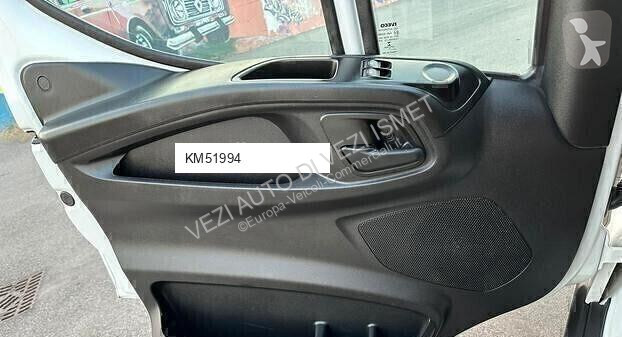 Лекотоварен автомобил Iveco DAILY 35S16V