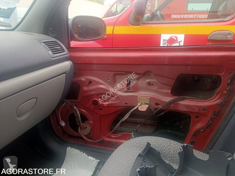 Véhicule utilitaire Renault CLIO