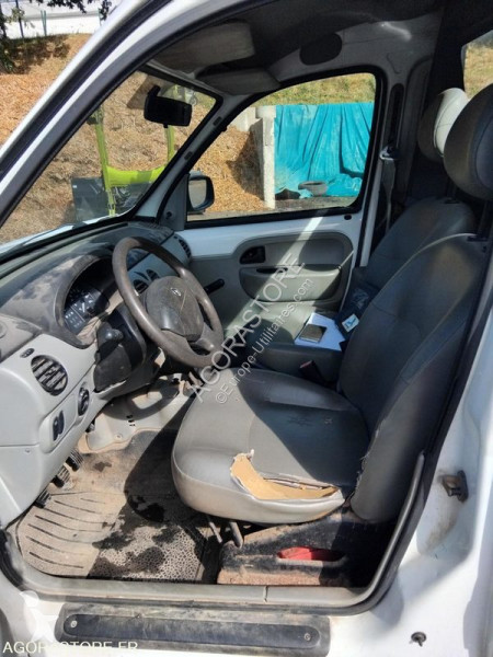 Véhicule utilitaire Renault KANGOO
