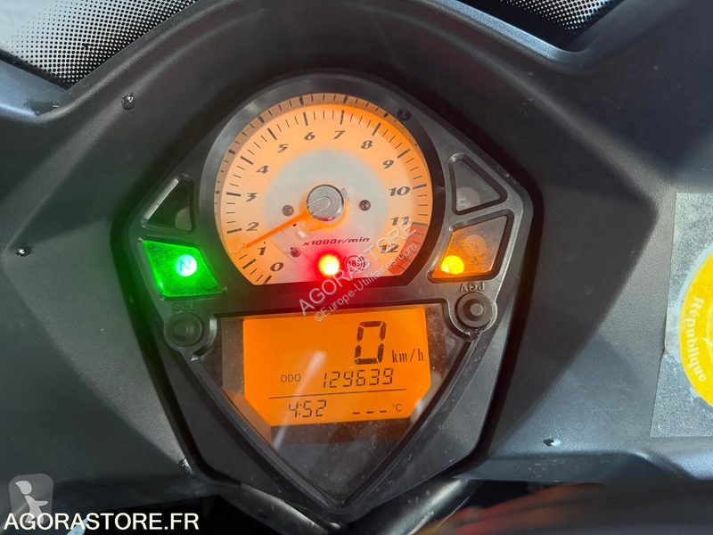 Furgoneta Suzuki SV650