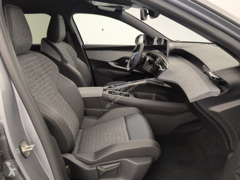 Véhicule utilitaire Peugeot
