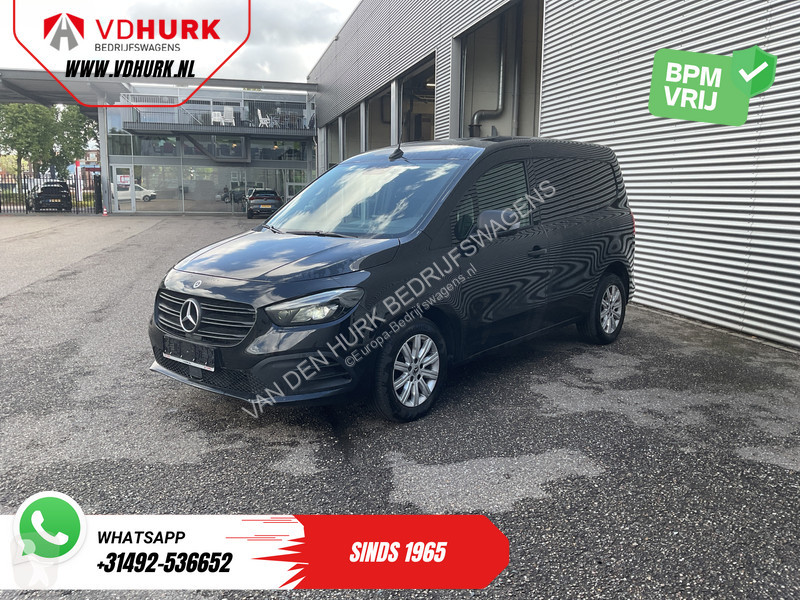 Véhicule utilitaire Mercedes 112 CDI Aut. LED/...