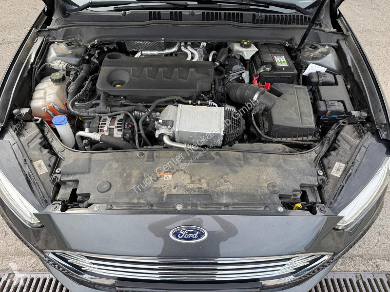Véhicule utilitaire Ford Turnier Titanium 2.0...