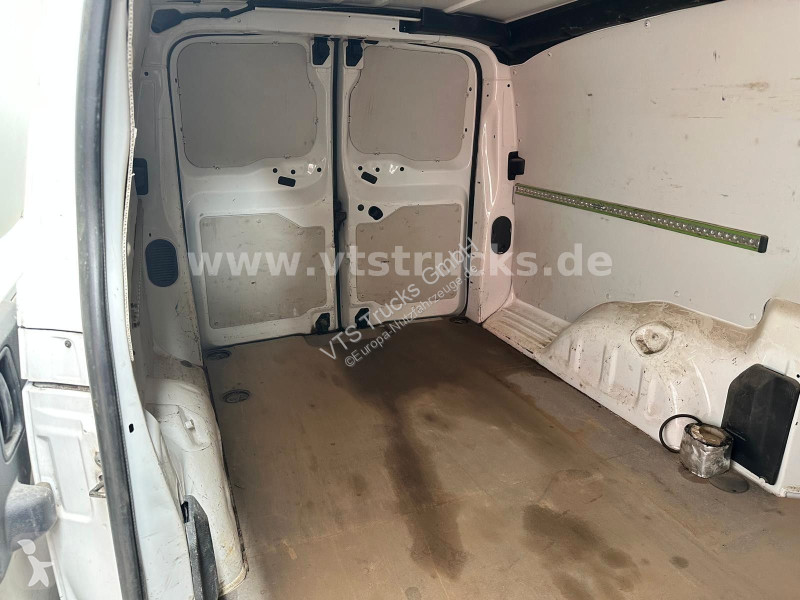 Véhicule utilitaire Peugeot Kasten L3