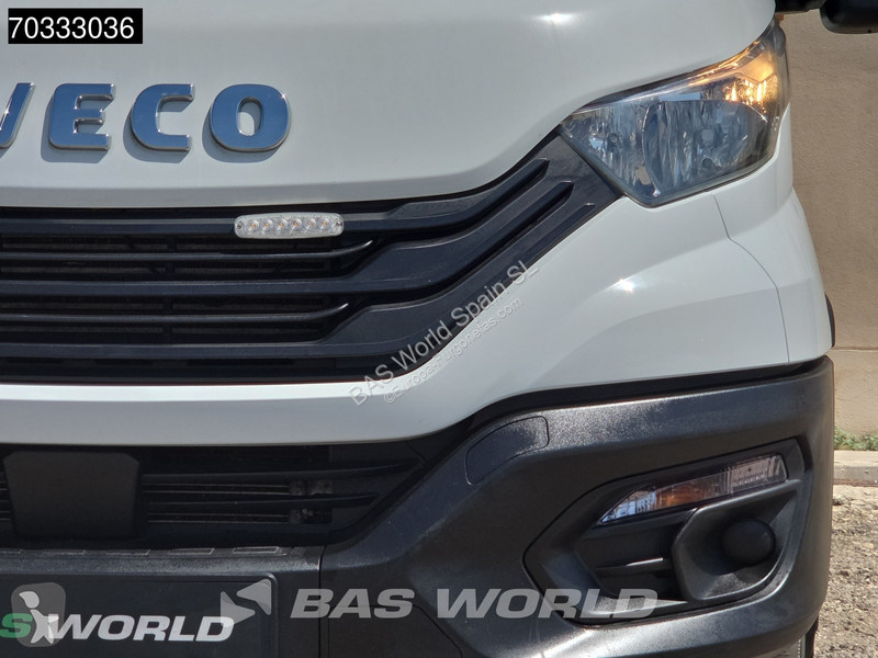 Véhicule utilitaire Iveco 35C18 3.0L Automático...
