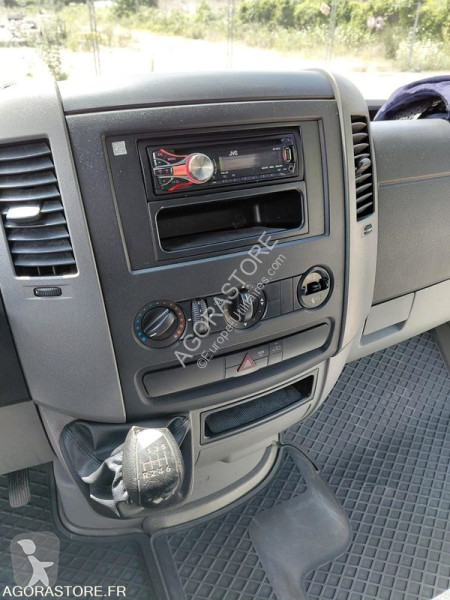 Véhicule utilitaire Mercedes SPRINTER